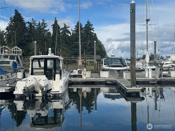 $138,000 | 141 Parfitt Way Southwest, Unit A6, Bainbridge Island, WA 98110