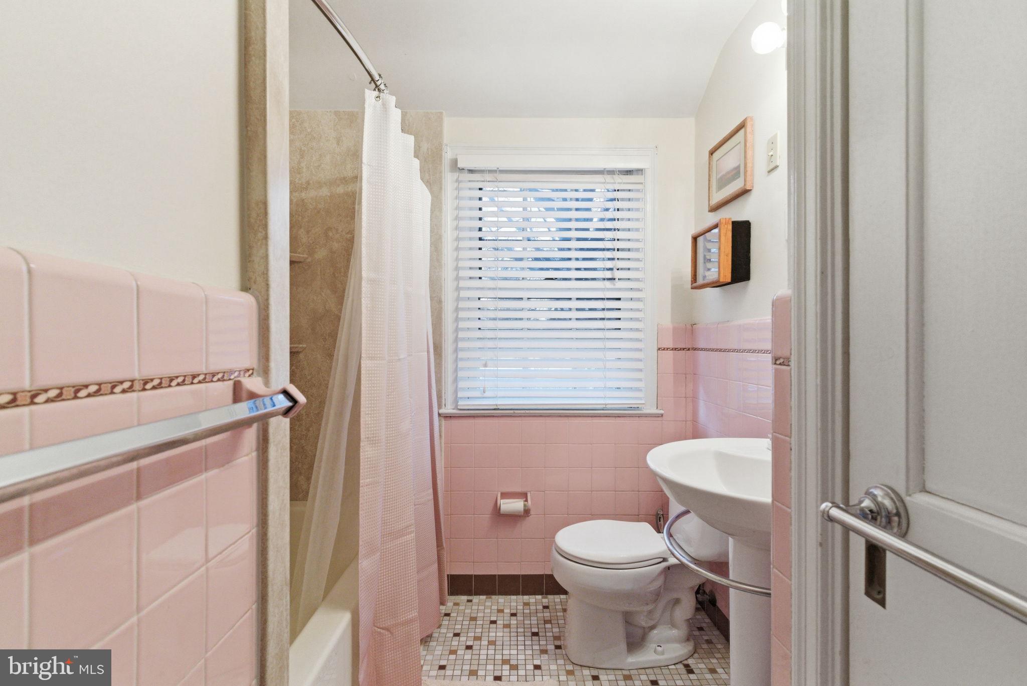 416 Rices Mill Road Wyncote, PA 19095 - Photo 40 of 60 a bathroom with a toilet a sink and a shower