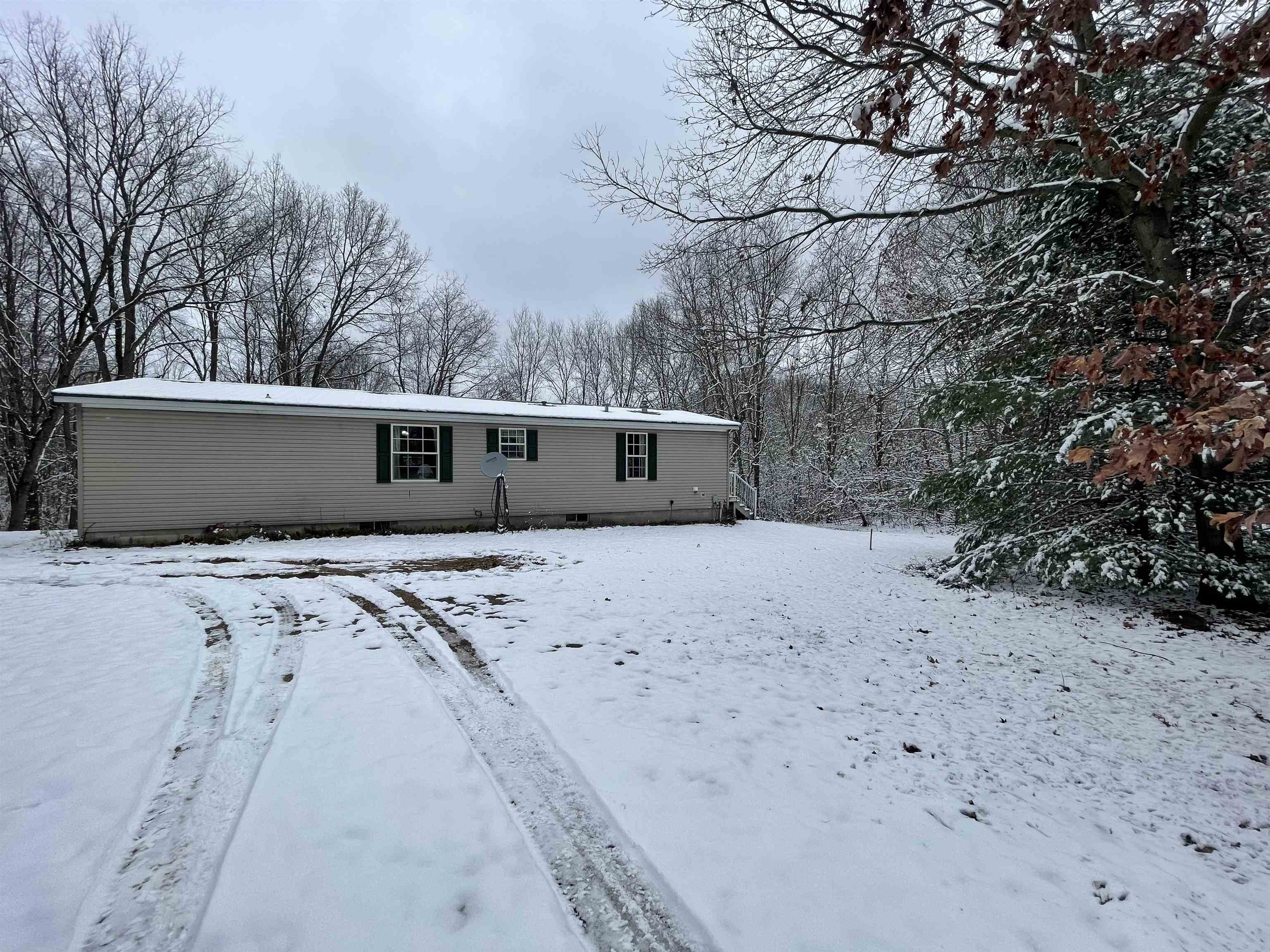 7454 West Maple Grove Rd Lake Lake, MI 48632 - Photo 27 of 32