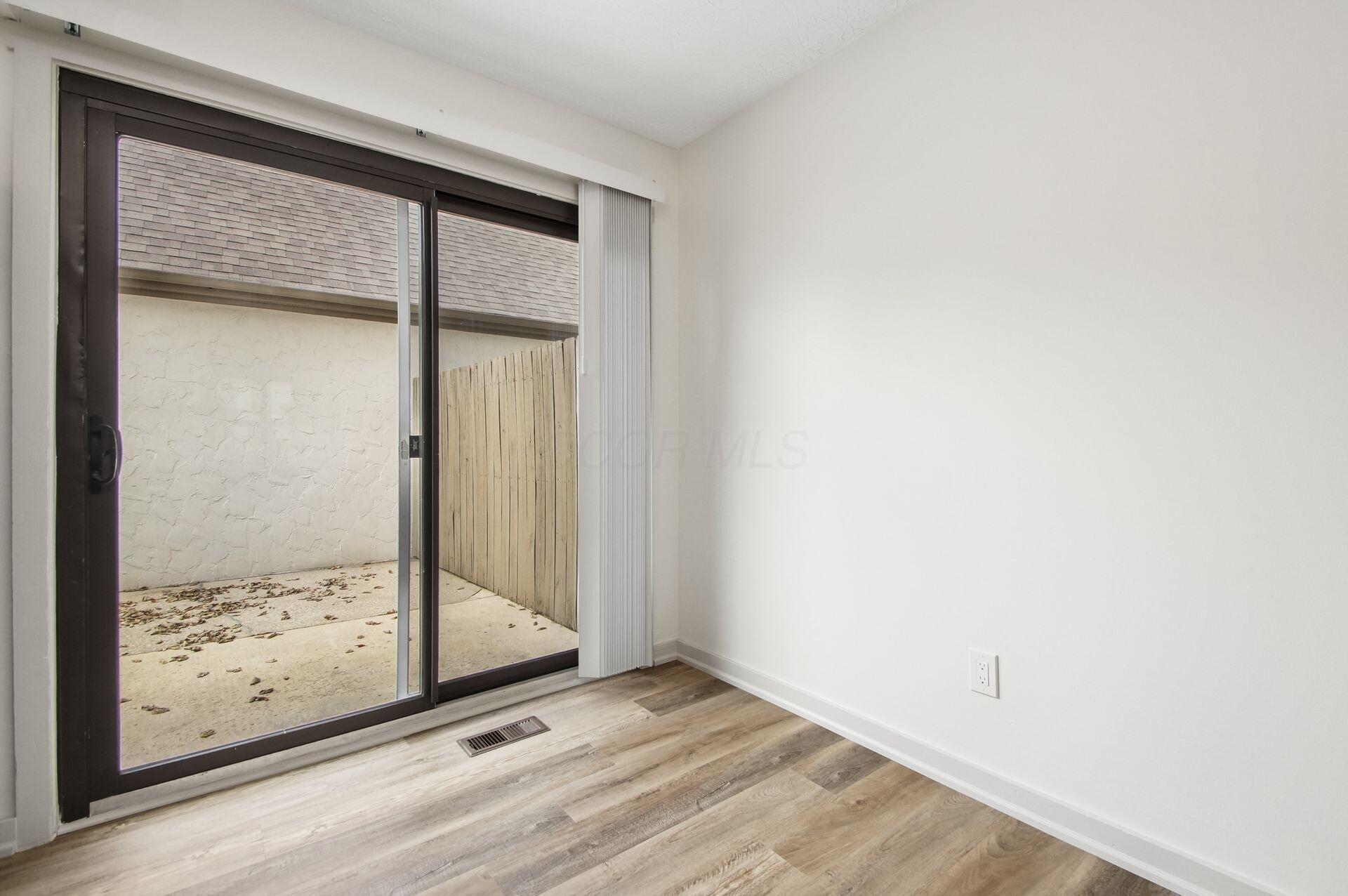 408 Edinburgh Road Dublin, OH 43017 - Photo 15 of 38 015_3a088d_M 408 Edinburgh054