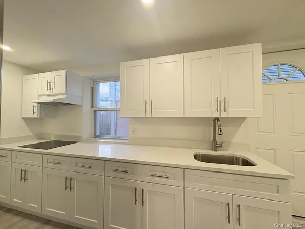 $2,250 | 69-16 Almeda Avenue, Unit 1 | Arverne