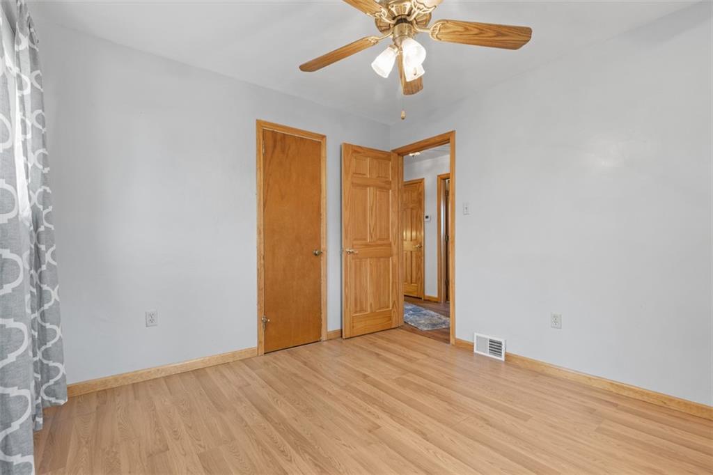607 Sunset Road Pittsburgh, PA 15237 - Photo 14 of 37