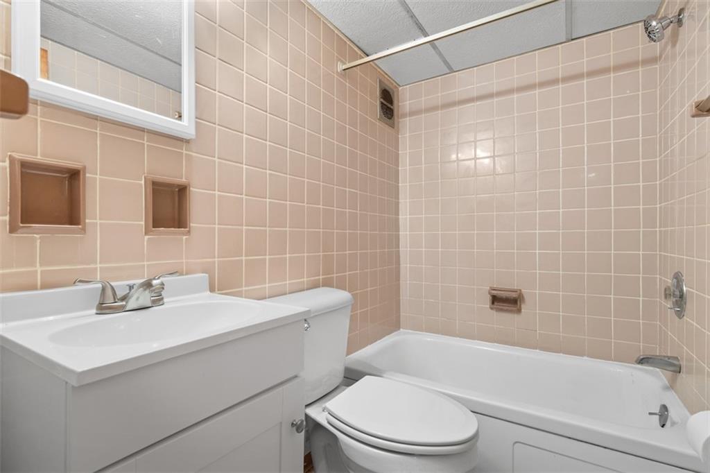 607 Sunset Road Pittsburgh, PA 15237 - Photo 26 of 37