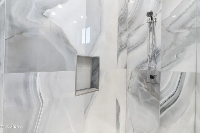 $4,175,000 | 6816 East Stagecoach Pass, Carefree, AZ 85377