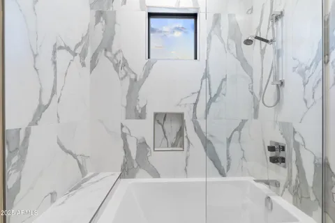 $4,175,000 | 6816 East Stagecoach Pass, Carefree, AZ 85377