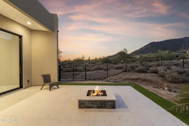 $4,175,000 | 6816 East Stagecoach Pass, Carefree, AZ 85377