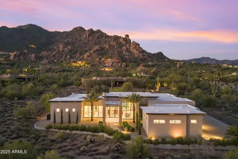 $4,200,000 | 6816 East Stagecoach Pass, Carefree, AZ 85377
