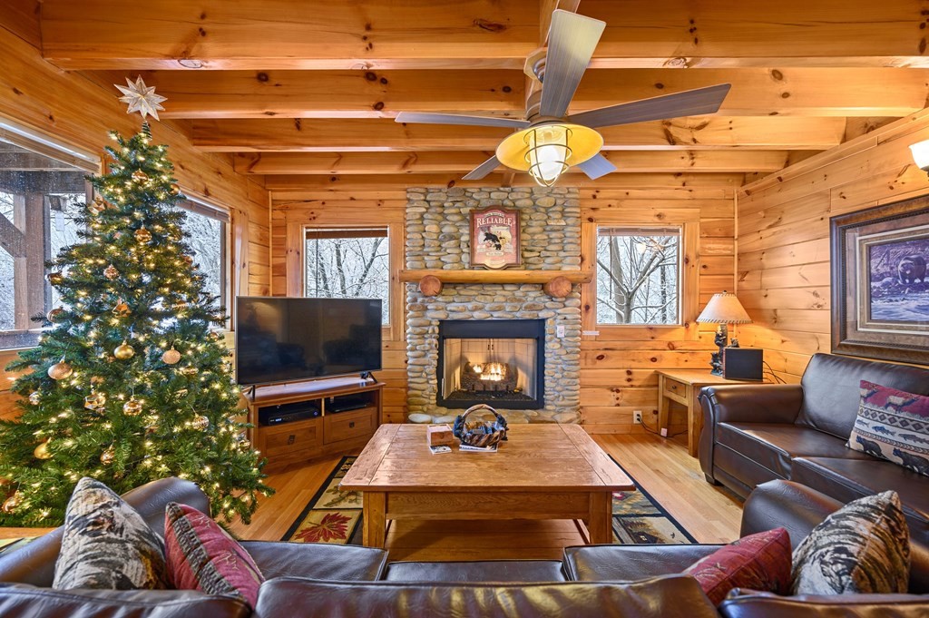 2303 Rand Road Sevierville, TN 37876 - Photo 9 of 33 Gallery Image 9