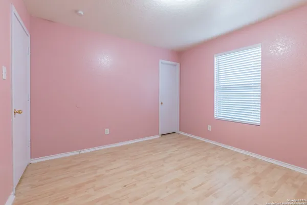 a view of empty room with window