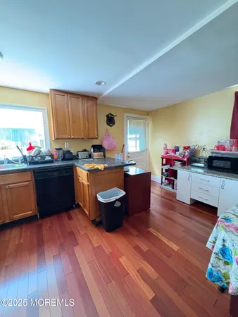 $525,000 | 80 Jackson Street, Freehold, NJ 07728