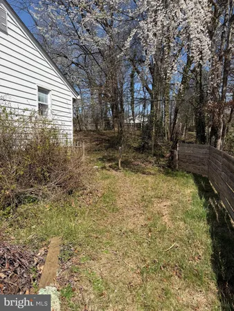 $350,000 | 6000 Parkway Drive, Laurel, MD 20707