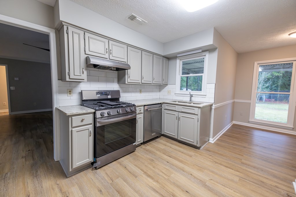 1346 Kings Mountain Road Columbus, GA 31907 - Photo 10 of 35 Gallery Image 10