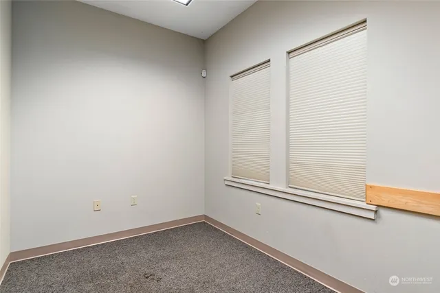 $9,000 | 380 Southeast Barrington Drive, Oak Harbor, WA 98277