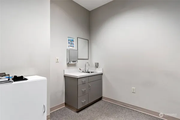 $9,000 | 380 Southeast Barrington Drive, Oak Harbor, WA 98277