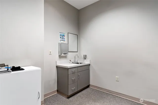 $9,000 | 380 Southeast Barrington Drive, Oak Harbor, WA 98277