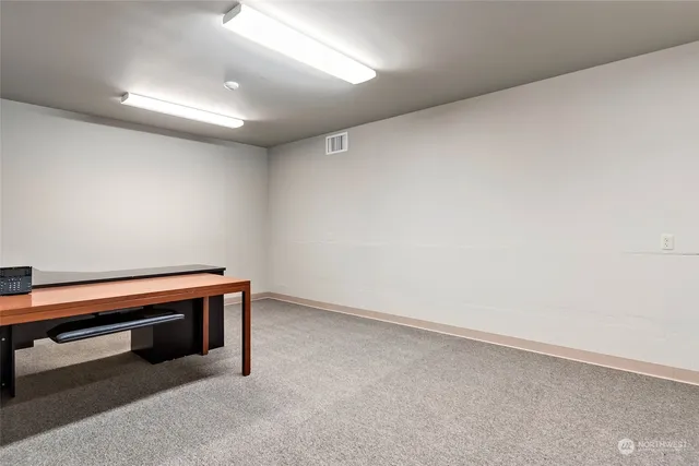 $9,000 | 380 Southeast Barrington Drive, Oak Harbor, WA 98277