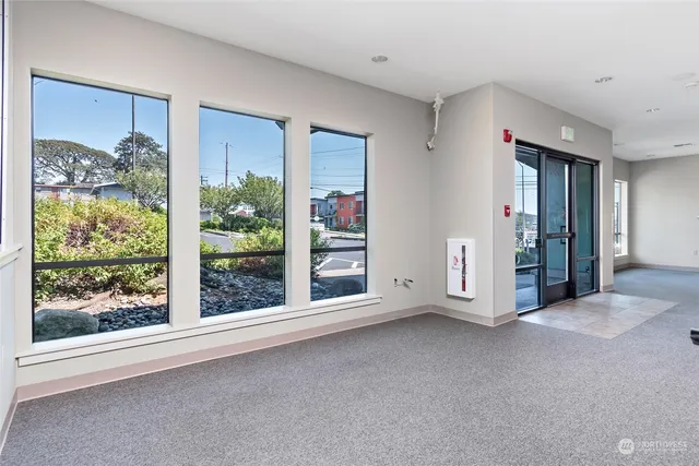 $9,000 | 380 Southeast Barrington Drive, Oak Harbor, WA 98277