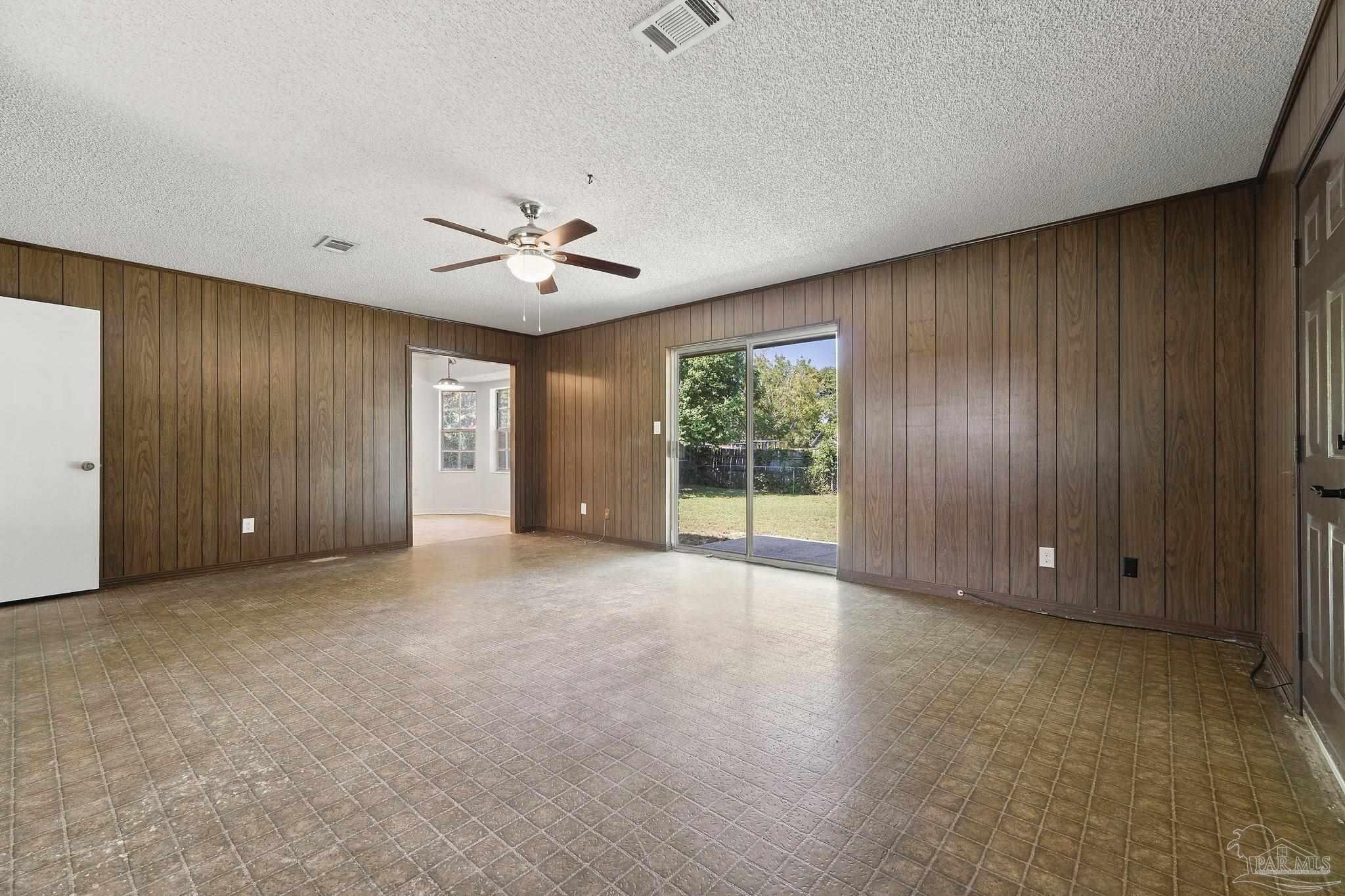 8204 Squire Road Pensacola, FL 32514 - Photo 17 of 61