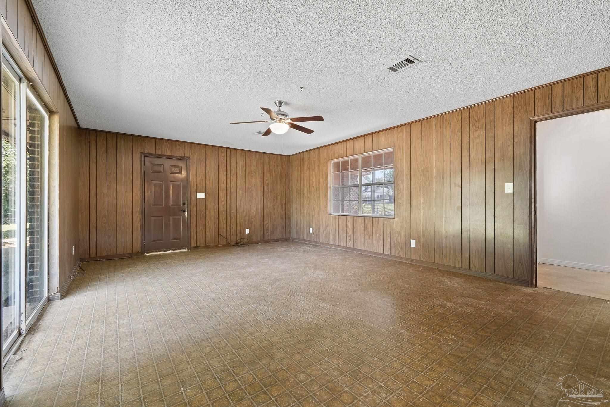 8204 Squire Road Pensacola, FL 32514 - Photo 18 of 61