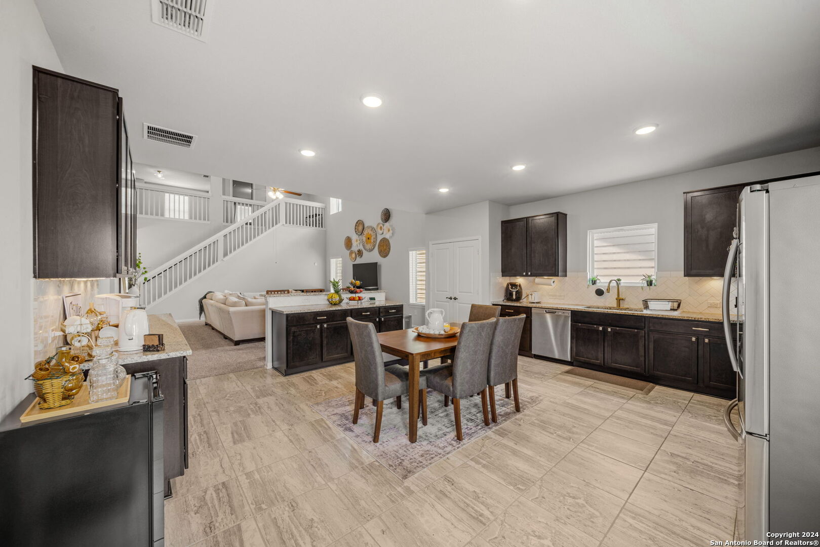 9119 Portobello Way Converse, TX 78109 - Photo 11 of 31