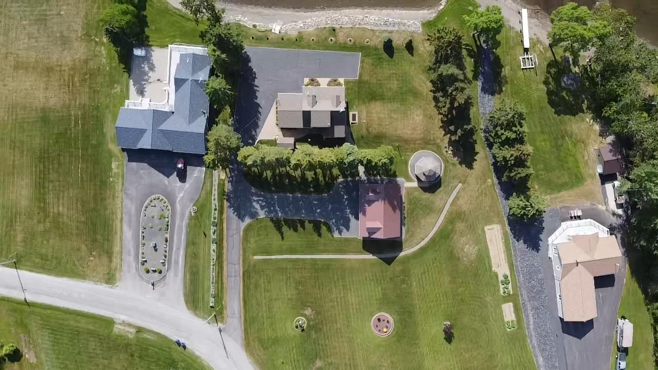 9 Green Point Road Madawaska, ME 04773 - Photo 5 of 50 go_photo_1592338859891