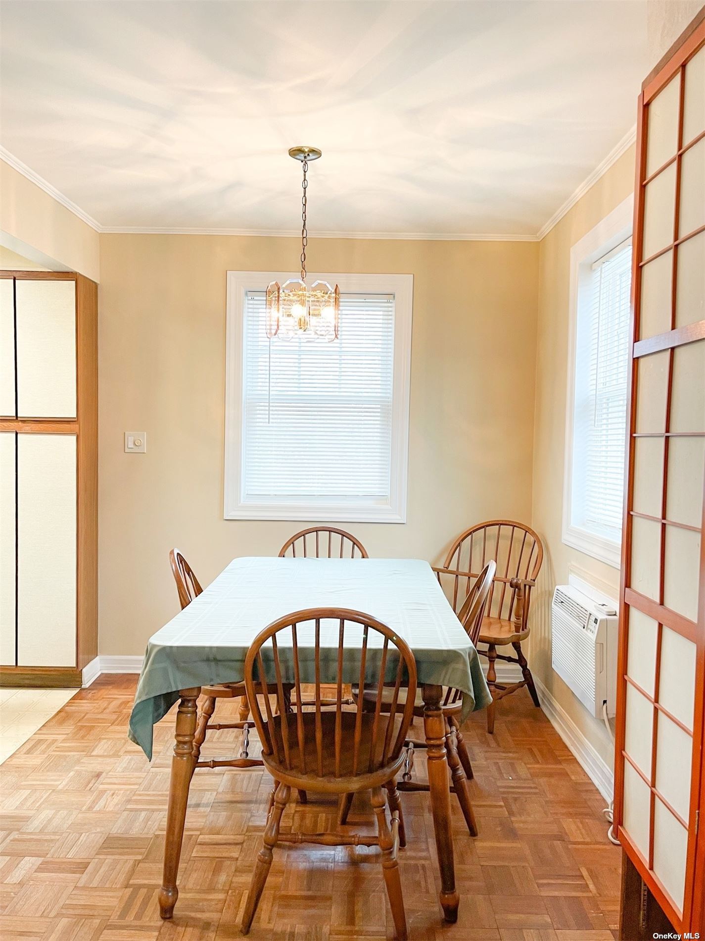 224-45 Kingsbury Avenue, Unit UPPR Queens, NY 11364 - Photo 7 of 14