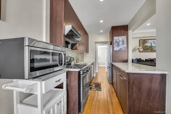 $849,000 | 132-35 Sanford Avenue, Unit 613 | Downtown Flushing