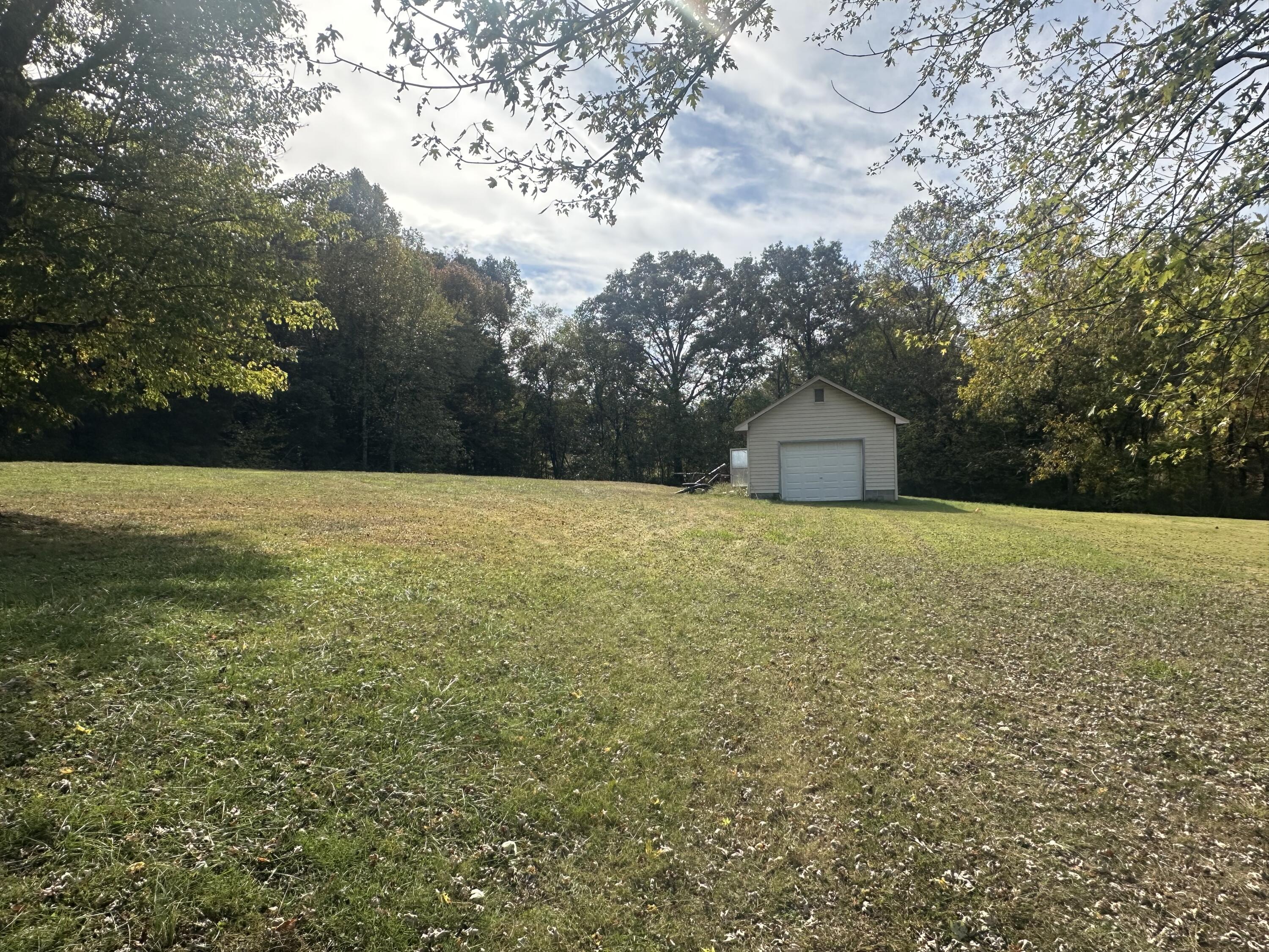 1323 Englewood Rd Old Road Athens, TN 37303 - Photo 18 of 21 IMG_20251022_090203 (1)