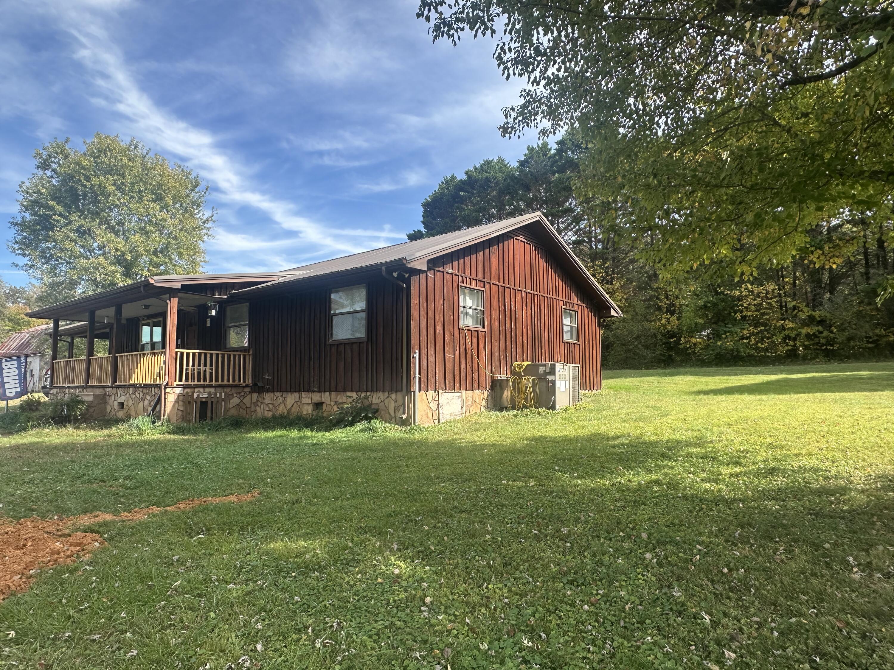 1323 Englewood Rd Old Road Athens, TN 37303 - Photo 2 of 21 IMG_20251022_090203 (2)