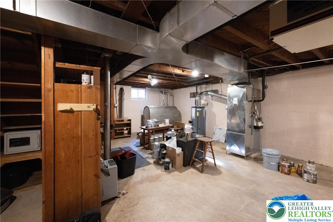 1848 Ridgelawn Avenue Bethlehem, PA 18018 - Photo 32 of 39