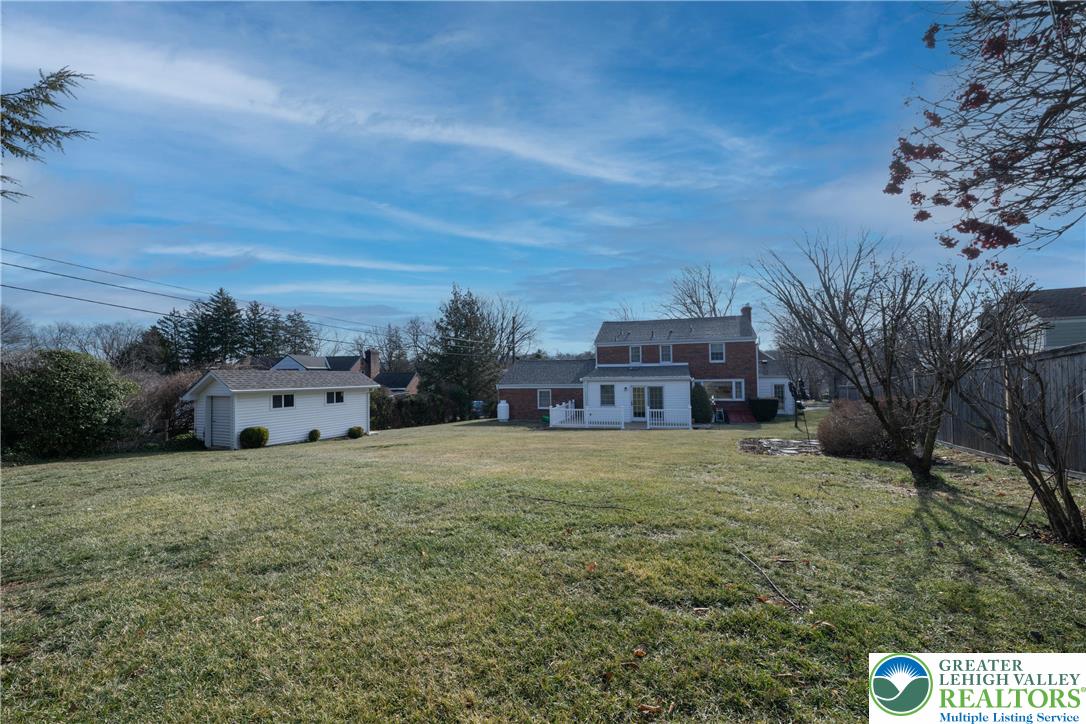 1848 Ridgelawn Avenue Bethlehem, PA 18018 - Photo 38 of 39