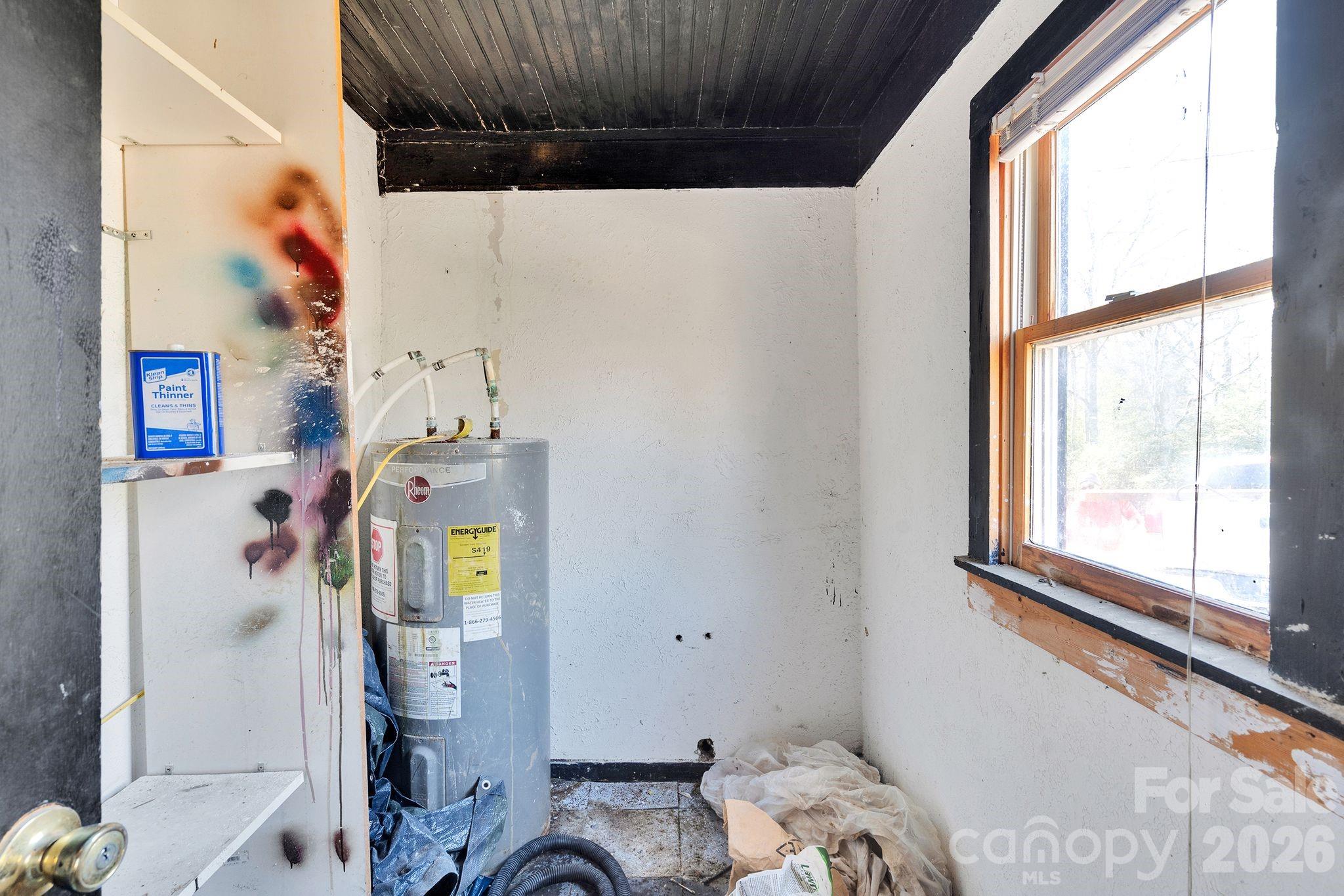 4521 Edgeland Road Edgemoor, SC 29712 - Photo 20 of 48 a bedroom with a bed and a window