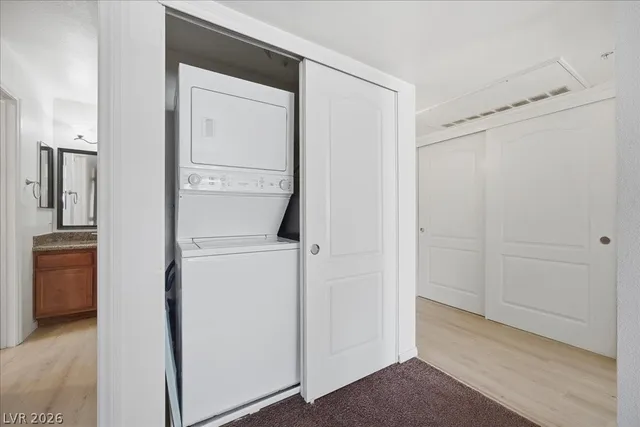 $1,650 | 2110 Sealion Drive, Unit 201, Las Vegas, NV 89128