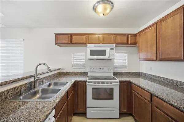 $1,650 | 2110 Sealion Drive, Unit 201, Las Vegas, NV 89128