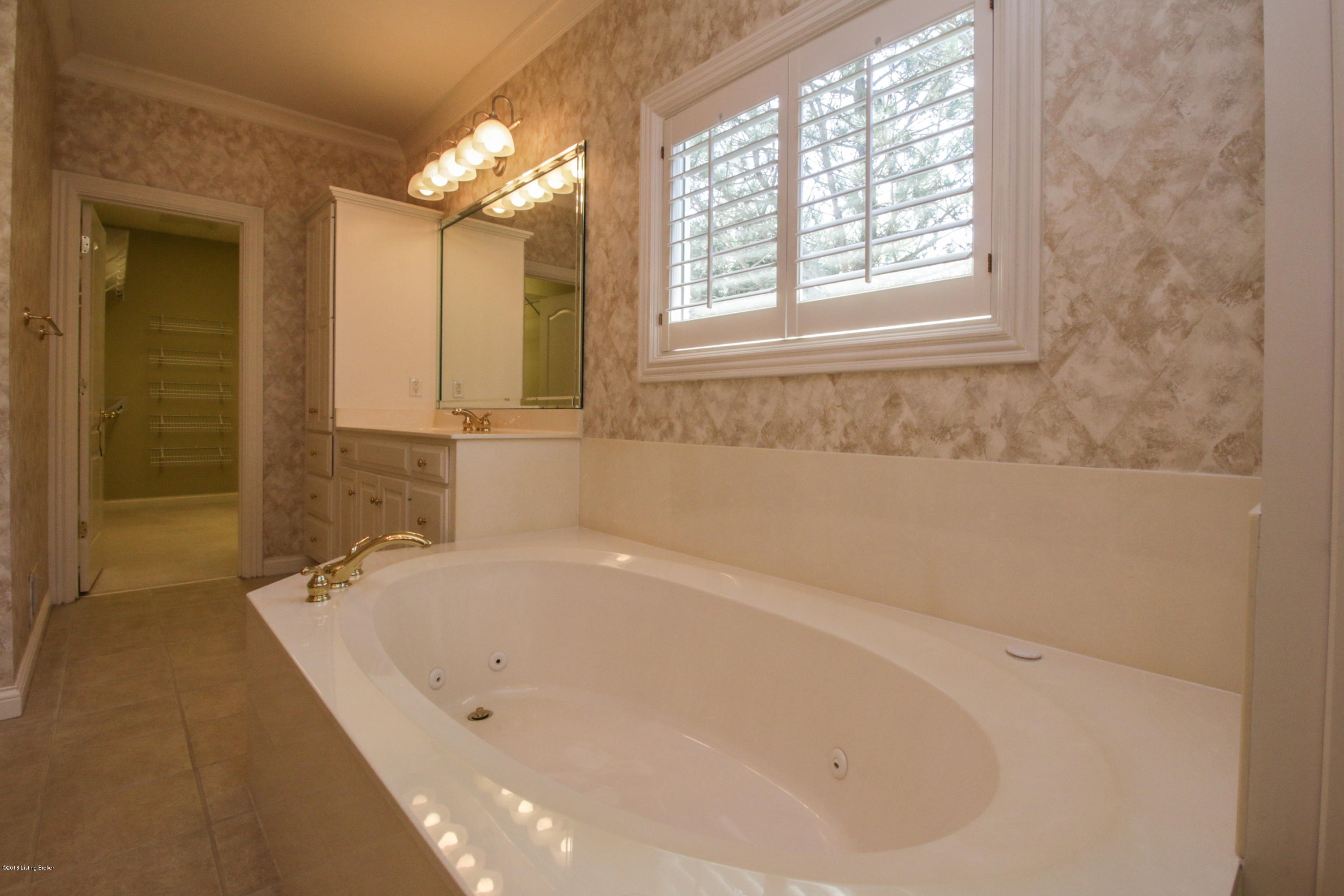 7905 Innisbrook Court Prospect, KY 40059 - Photo 32 of 100 IMG_3379