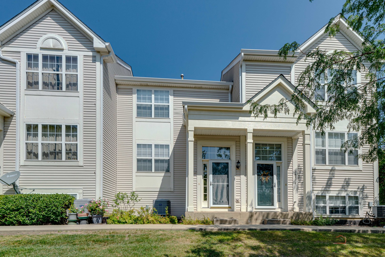 34376 North Barberry Road Round Lake, IL 60073 - Photo 1 of 23 Gallery Image 1