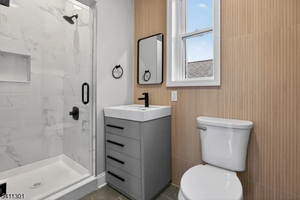 $2,650 | 579 South 12th Street, Unit 3, Newark, NJ 07103