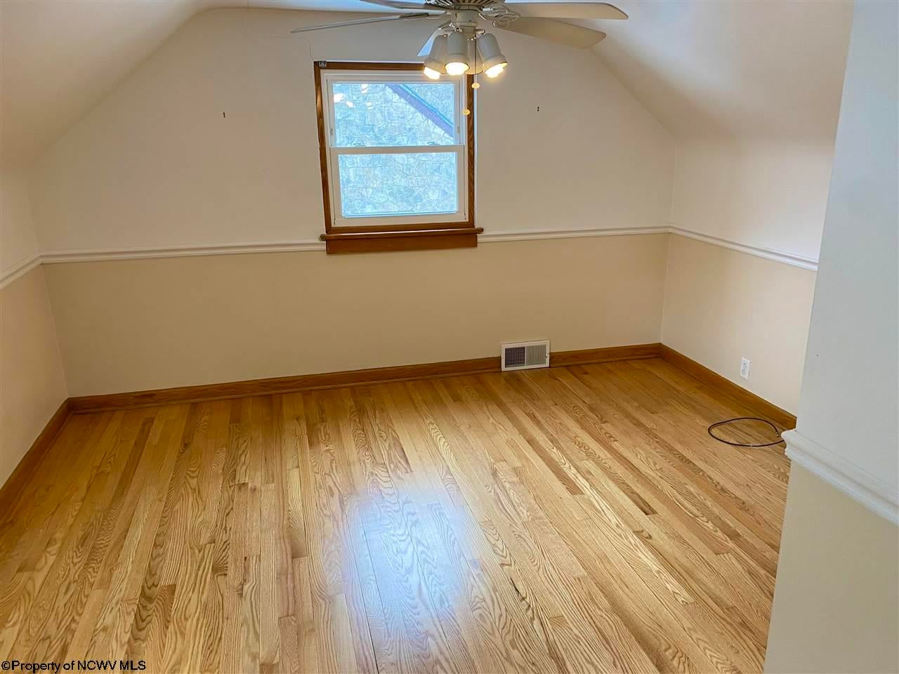 1371 Overhill Road Fairmont, WV 26554 - Photo 8 of 20 Gallery Image 8