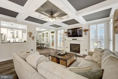 $1,000,000 | 24154 Corktree Lane, Aldie, VA 20105