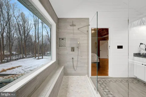 $1,000,000 | 24154 Corktree Lane, Aldie, VA 20105