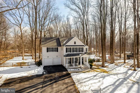 $1,000,000 | 24154 Corktree Lane, Aldie, VA 20105