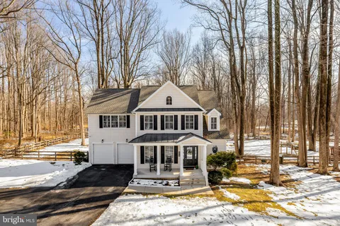 $1,000,000 | 24154 Corktree Lane, Aldie, VA 20105