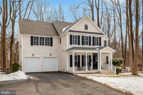 $1,000,000 | 24154 Corktree Lane, Aldie, VA 20105