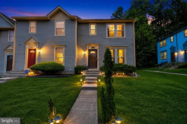 $350,000 | 1040 Karen Boulevard, Capitol Heights, MD 20743