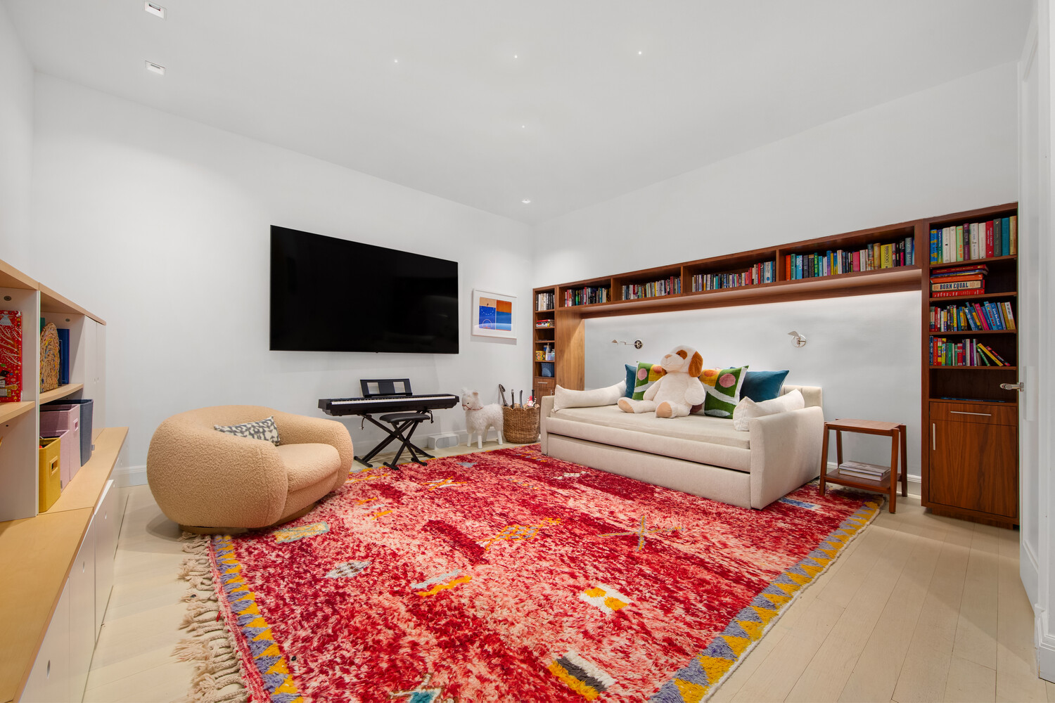 150 Charles Street, Unit M8 Manhattan, NY 10014 - Photo 13 of 24