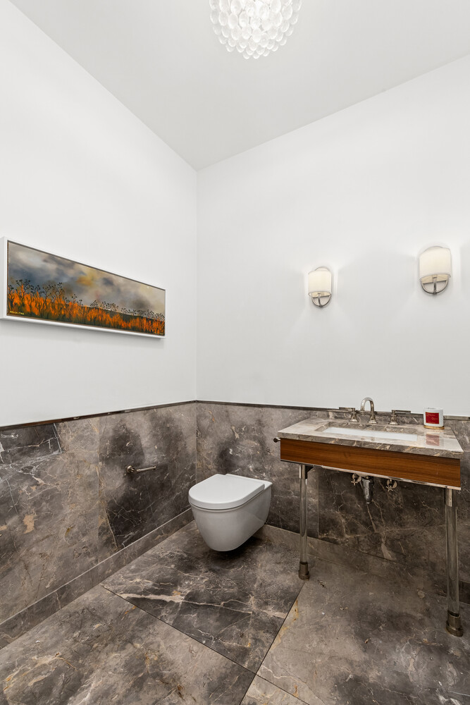 150 Charles Street, Unit M8 Manhattan, NY 10014 - Photo 15 of 24
