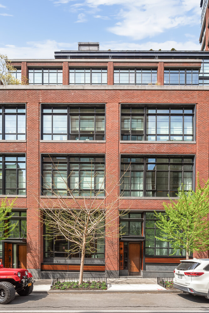 150 Charles Street, Unit M8 Manhattan, NY 10014 - Photo 17 of 24