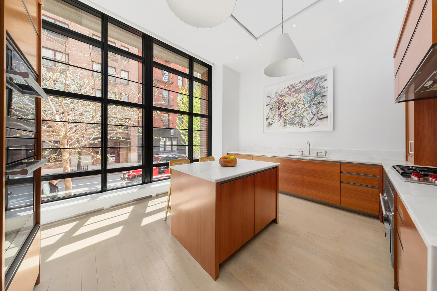 150 Charles Street, Unit M8 Manhattan, NY 10014 - Photo 5 of 24