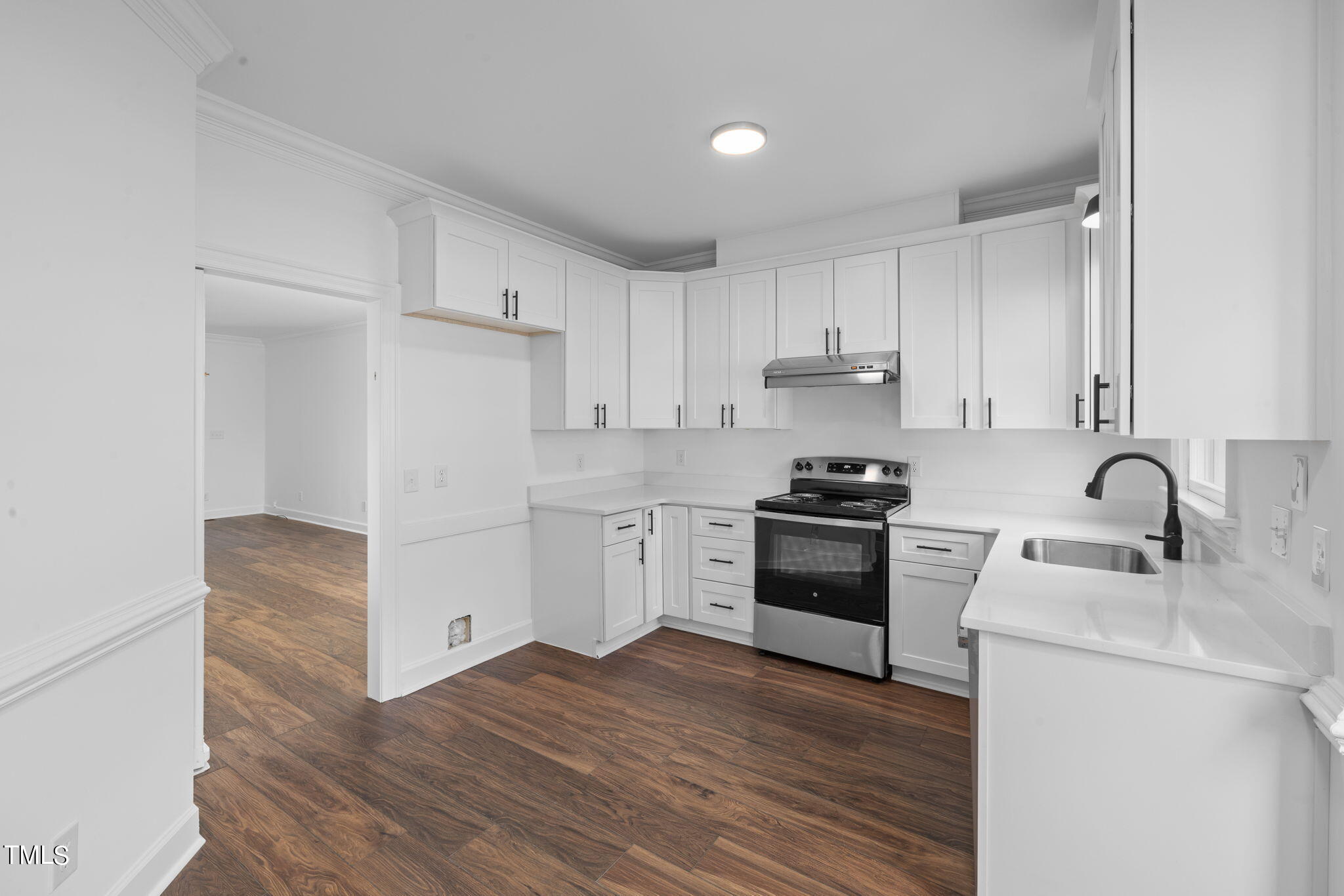 8420 Wycombe Lane Raleigh, NC 27615 - Photo 10 of 36 11-web-or-mls-7K5A2890
