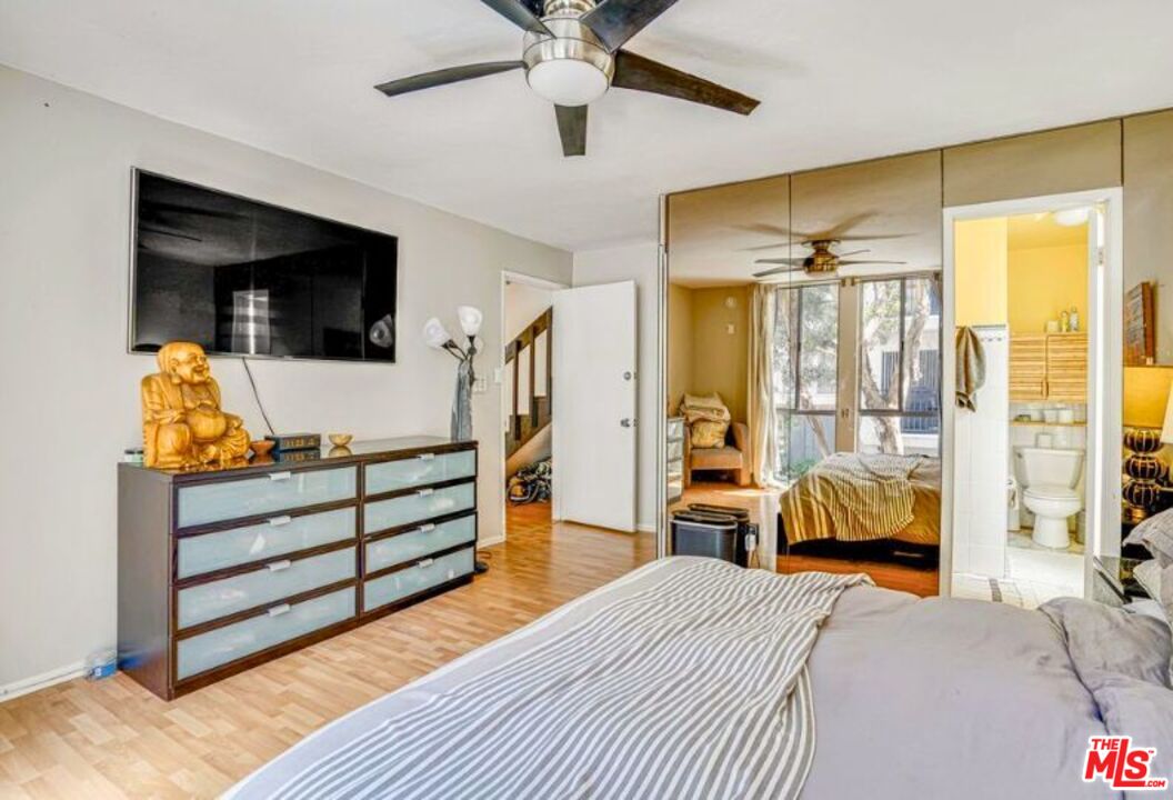 14 Mast Street, Unit 4 Marina del Rey, CA 90292 - Photo 8 of 14